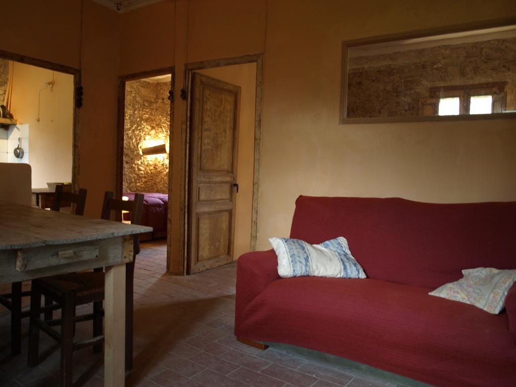 Appartamento Ca La Iaia Veva Sant Joan les Fonts Esterno foto